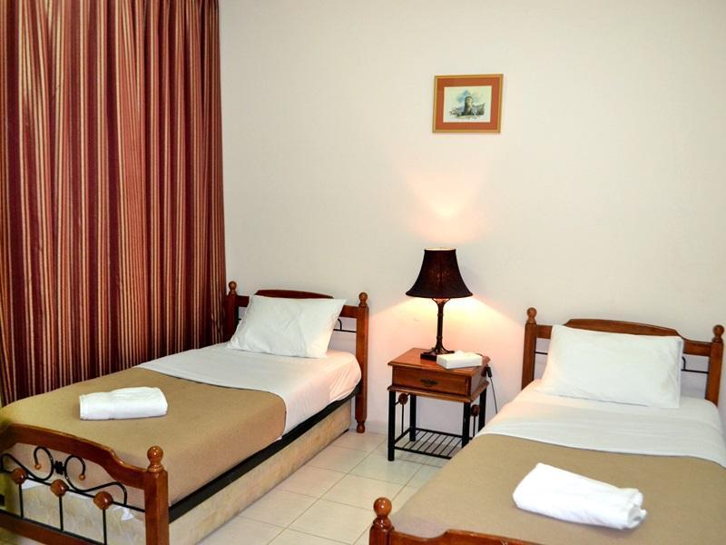 อัล เฟอร์ดัส โฮเต็ล อพาร์ตเมนต์ Hotel ชาร์จาห์ ภายนอก รูปภาพ